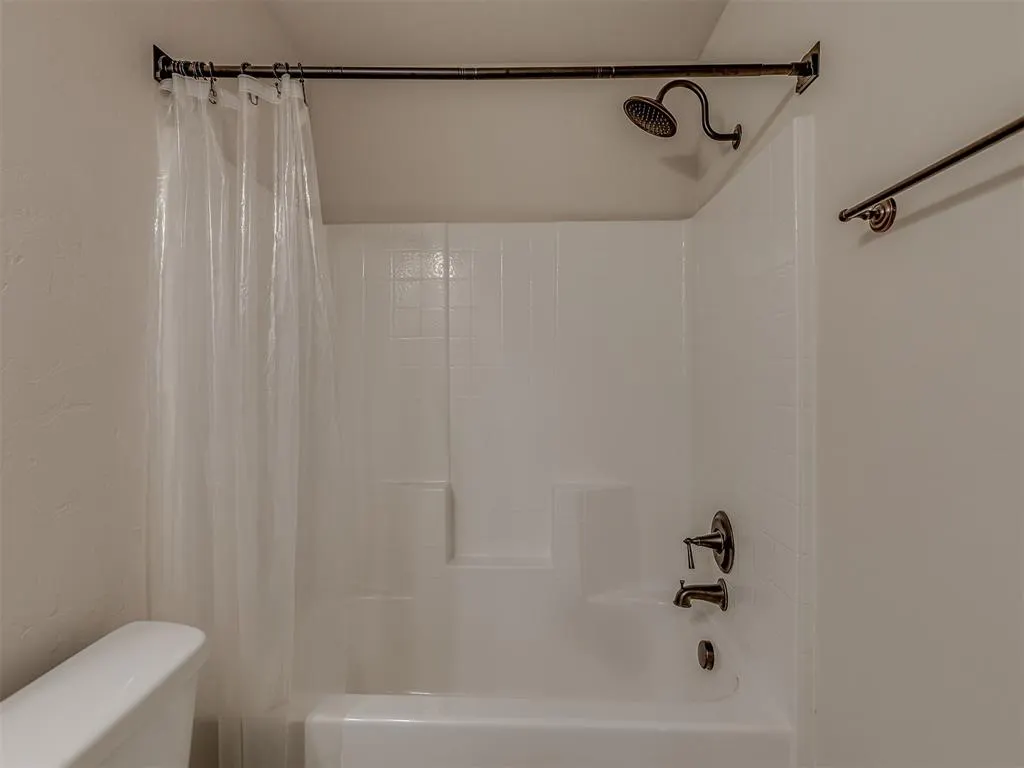 Photo 38 — 3808 Manderly Place, Norman, OK 73026