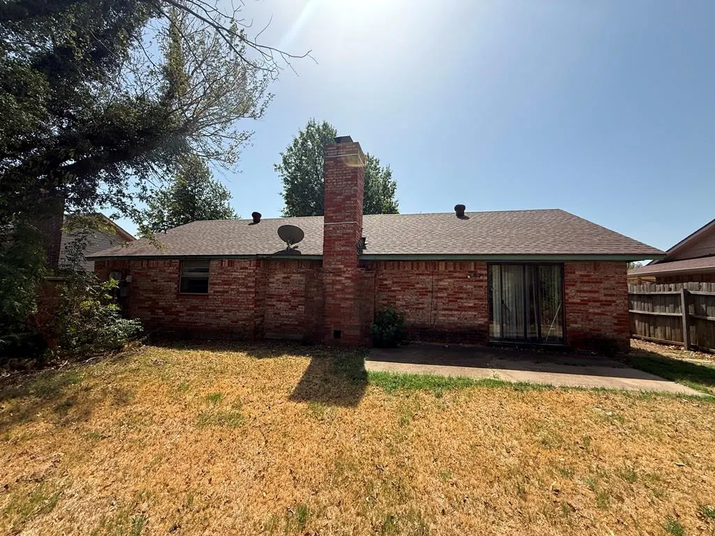 Photo 4 — 8517 NW 90th Street, Oklahoma City, OK 73132