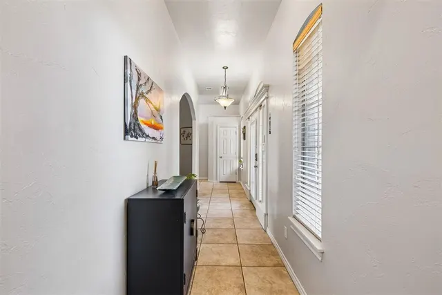 Photo 6 — 10801 NW 118th Place, Yukon, OK 73099