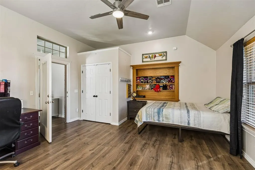 Photo 32 — 10801 NW 118th Place, Yukon, OK 73099