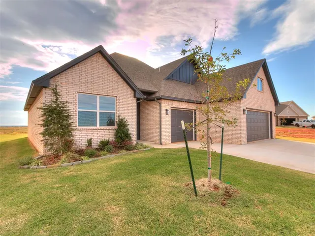 Photo 2 — 1116 Copper Ridge Circle, Piedmont, OK 73078
