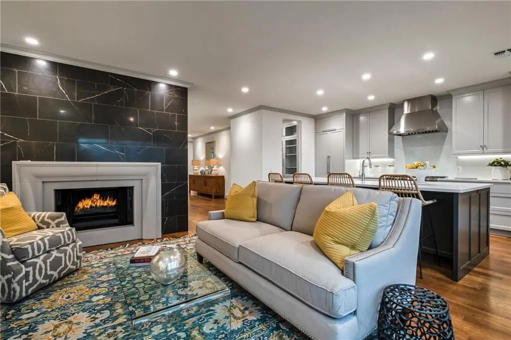 Photo 16 — 6429 Grandmark Drive, Oklahoma City, OK 73116