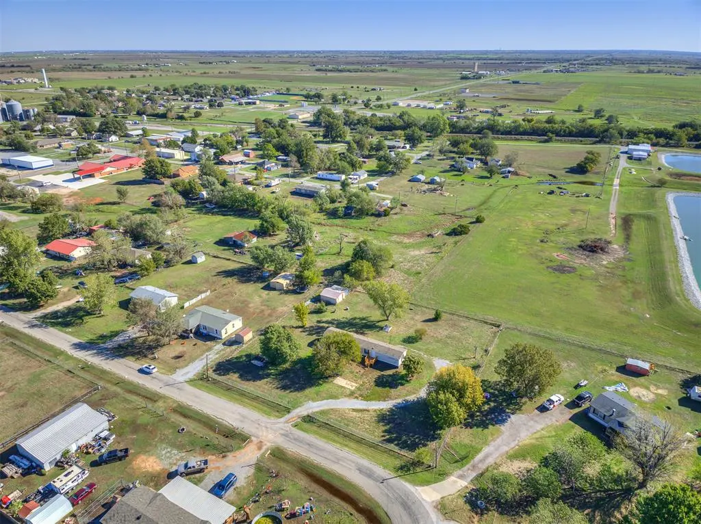 Photo 40 — 326 S Cherry Avenue, Union City, OK 73090