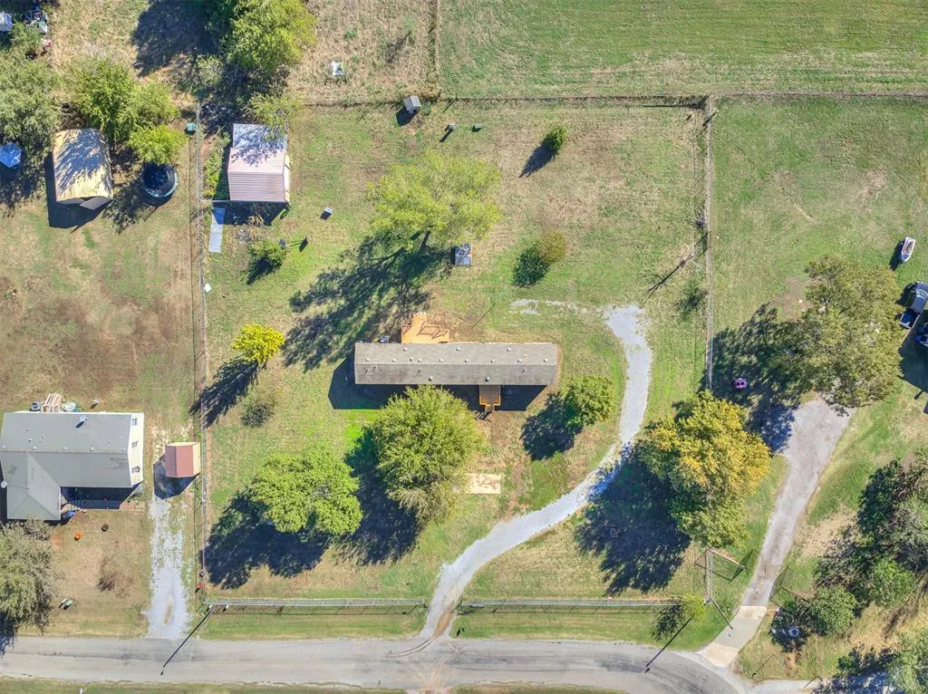 Photo 48 — 326 S Cherry Avenue, Union City, OK 73090