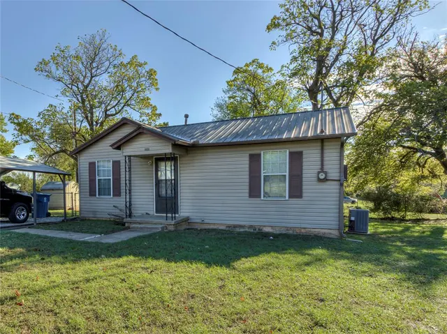 Photo 2 — 2260 E Meyers Circle, Choctaw, OK 73020