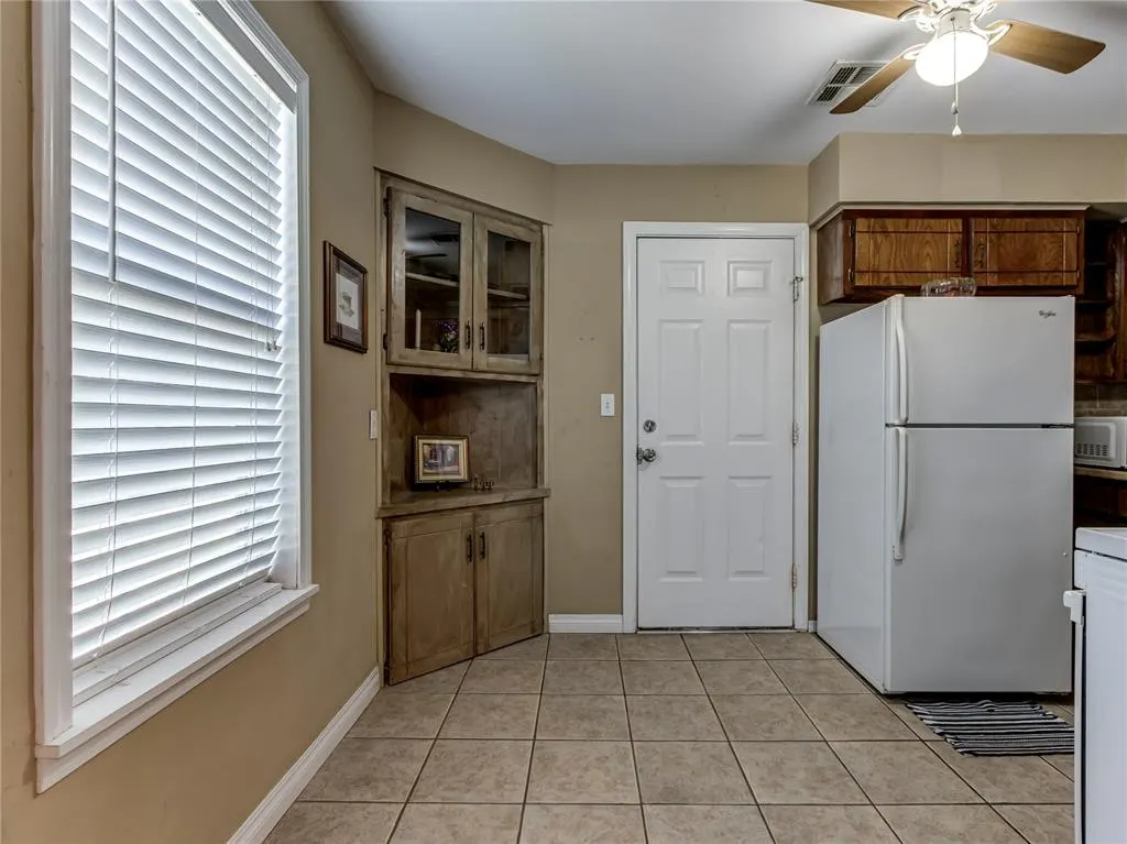 Photo 7 — 2260 E Meyers Circle, Choctaw, OK 73020