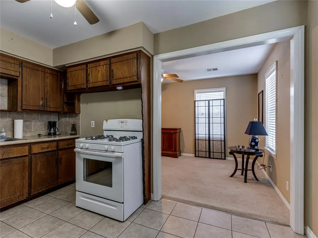 Photo 9 — 2260 E Meyers Circle, Choctaw, OK 73020