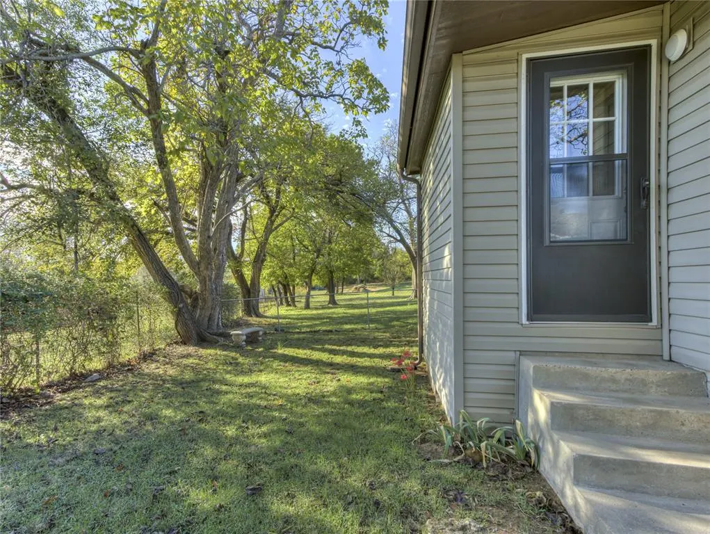 Photo 17 — 2260 E Meyers Circle, Choctaw, OK 73020