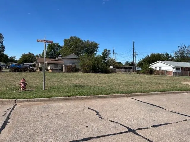 Photo 3 — 1115 Hampton Drive, Del City, OK 73115