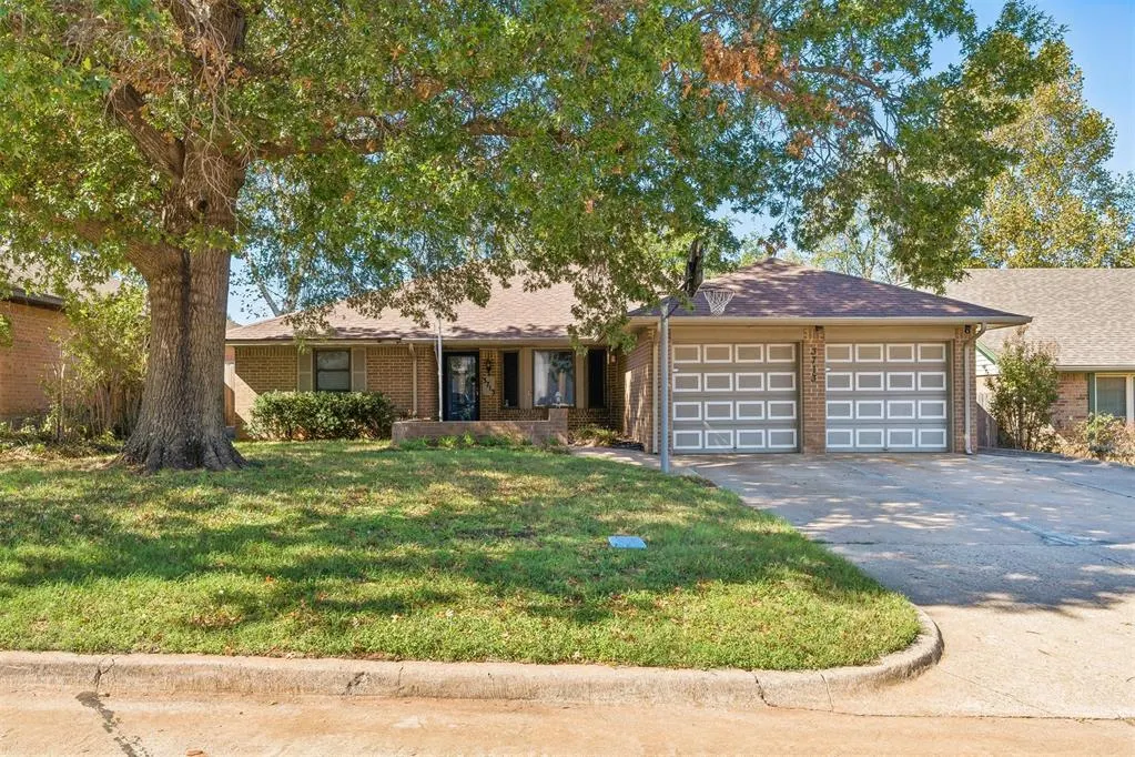 Front exterior — 3713 Rolling Lane Circle, Midwest City, OK 73110