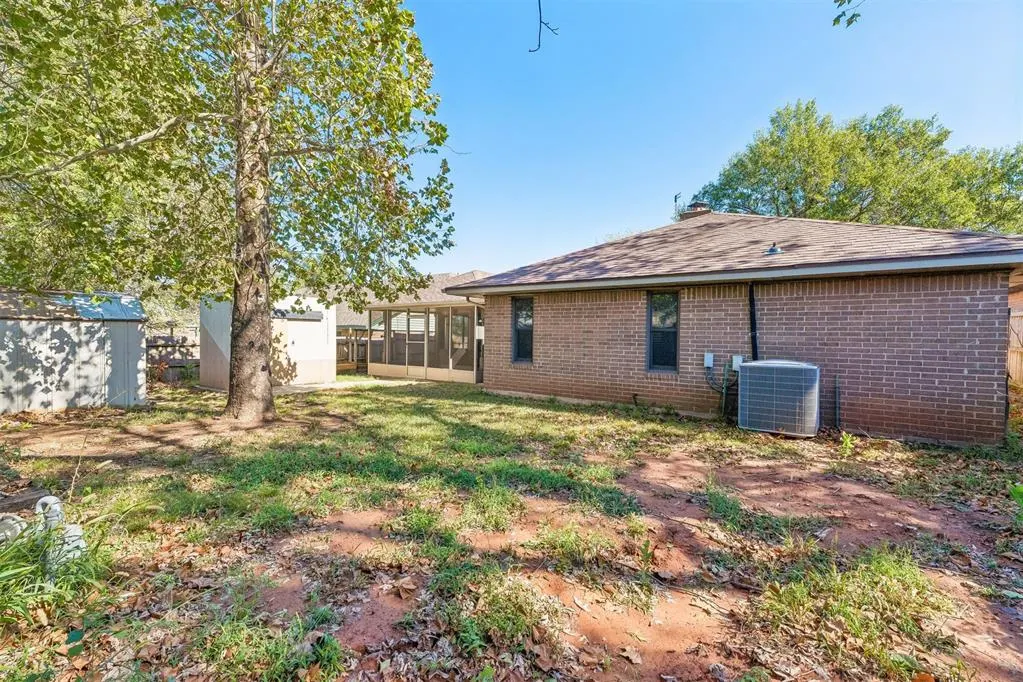 Photo 40 — 3713 Rolling Lane Circle, Midwest City, OK 73110