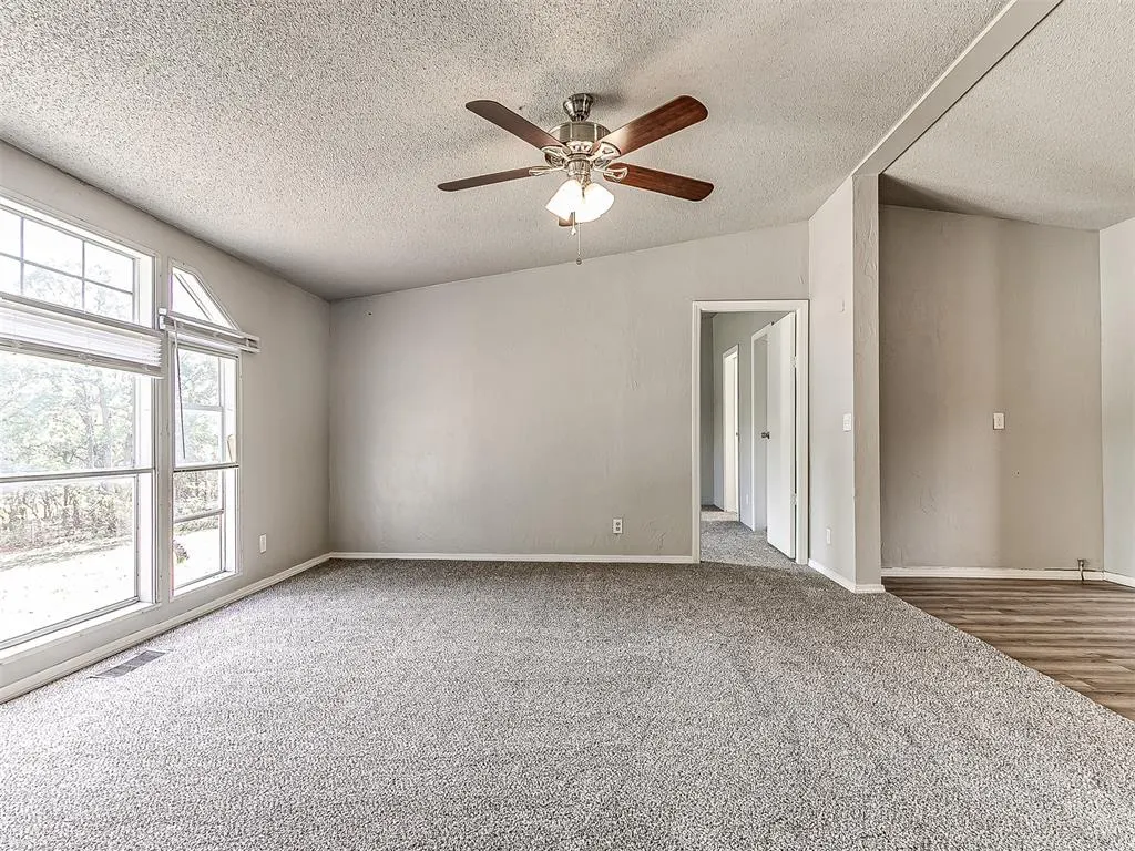 Photo 19 — 10300 Liberty Oak Drive, Oklahoma City, OK 73165