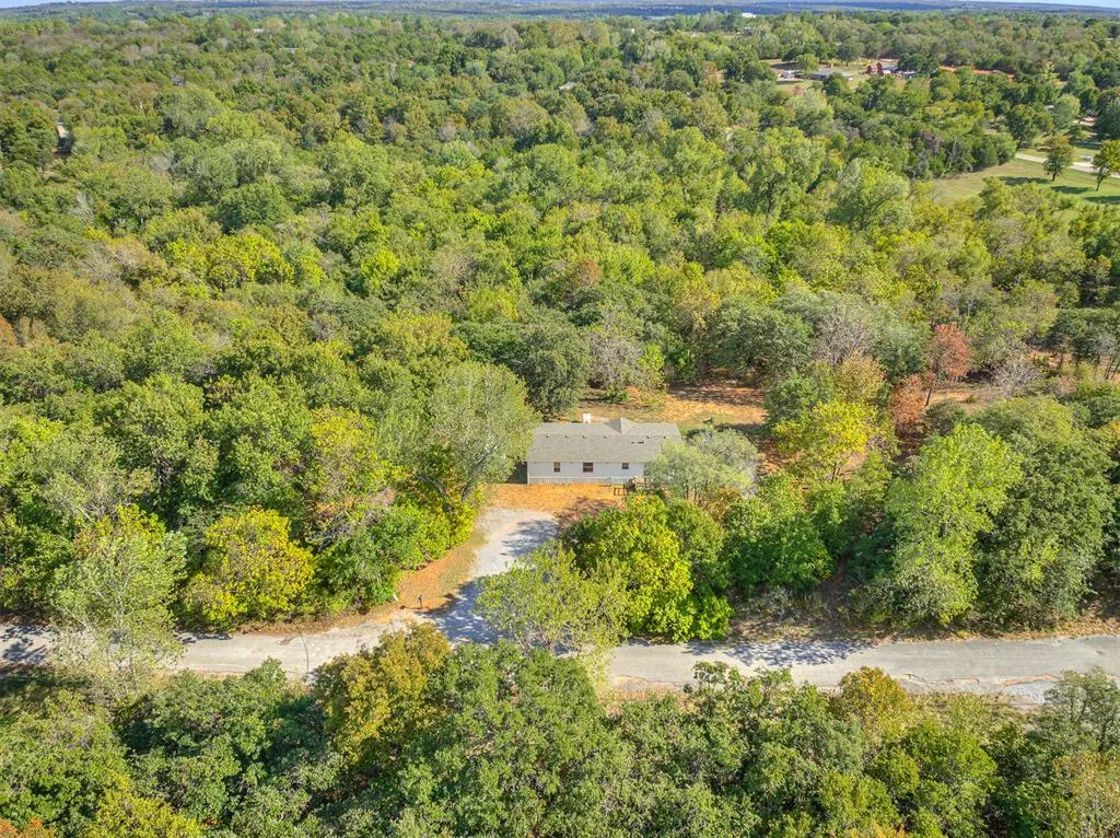 Photo 40 — 10300 Liberty Oak Drive, Oklahoma City, OK 73165