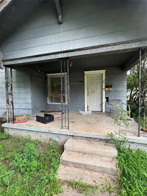 Photo 2 — 627 S Alabama Avenue, Okmulgee, OK 74447