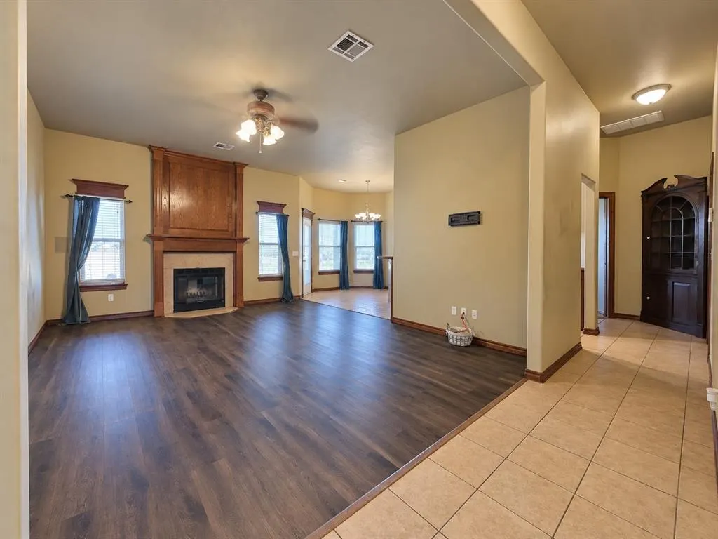 Photo 8 — 6109 Callahan Way, Piedmont, OK 73078