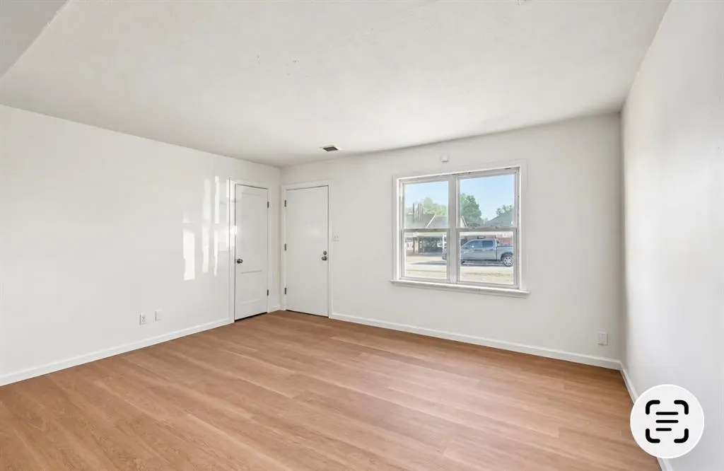 Photo 2 — 3225 SW 39th Street, Oklahoma City, OK 73119