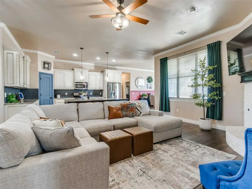 Photo 5 — 4712 SW 124th Place, Oklahoma City, OK 73173