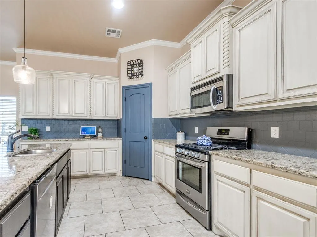 Photo 12 — 4712 SW 124th Place, Oklahoma City, OK 73173