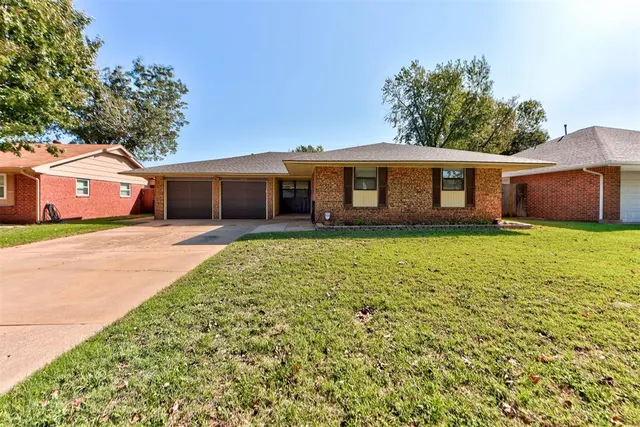 Photo 2 — 3728 N Bryan Avenue, Bethany, OK 73008