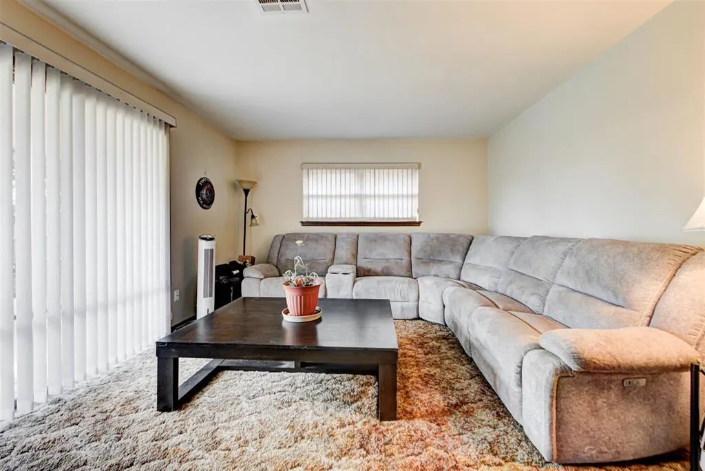 Photo 8 — 3728 N Bryan Avenue, Bethany, OK 73008