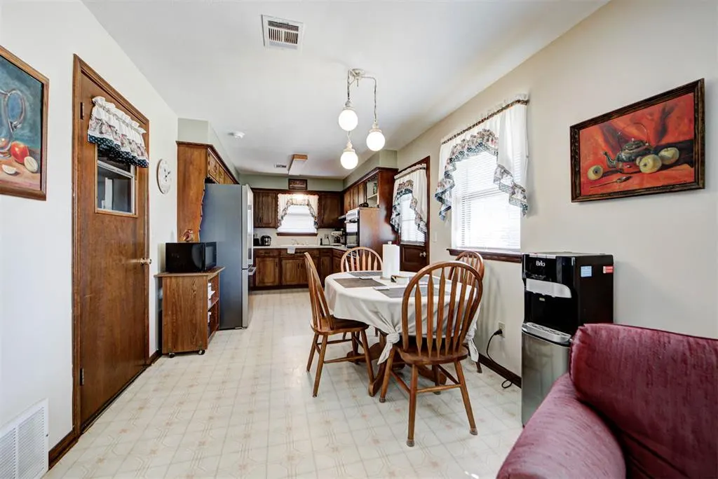 Photo 14 — 3728 N Bryan Avenue, Bethany, OK 73008