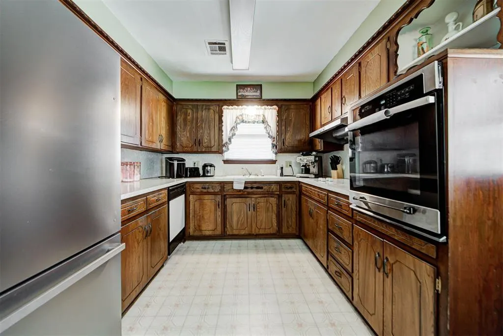 Photo 17 — 3728 N Bryan Avenue, Bethany, OK 73008