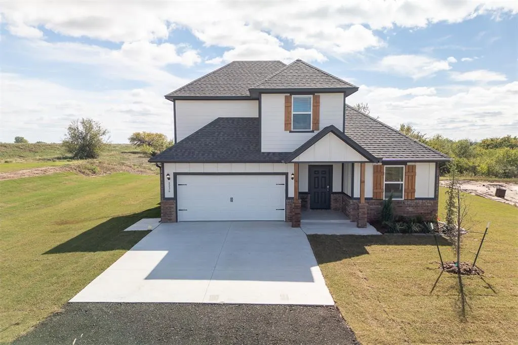 Front exterior — 8236 Sideoats Trail, El Reno, OK 73036
