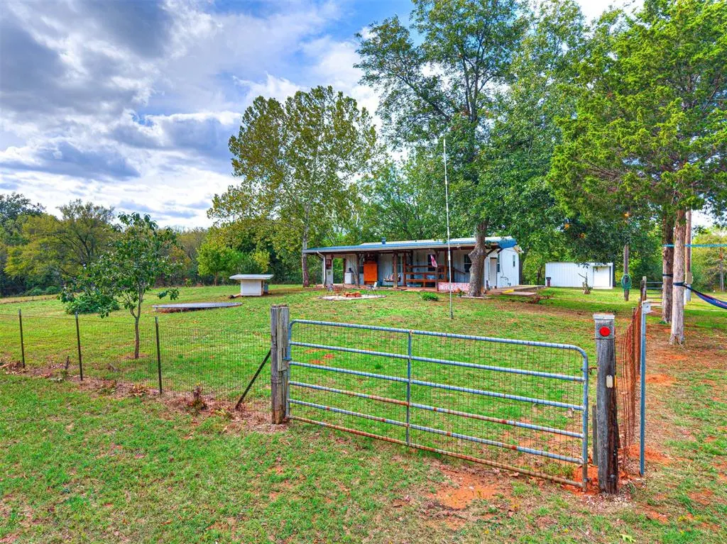 Photo 5 — 12717 NS 3510 Road, Seminole, OK 74868