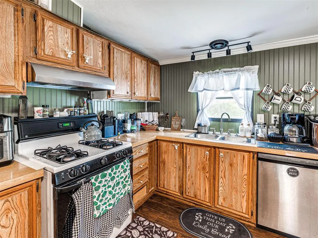 Photo 15 — 12717 NS 3510 Road, Seminole, OK 74868
