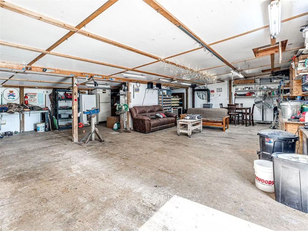 Photo 33 — 12717 NS 3510 Road, Seminole, OK 74868