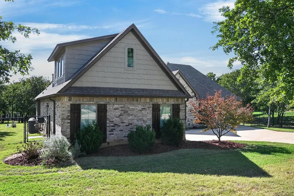 Photo 2 — 3407 Rustic Hollow, Guthrie, OK 73044