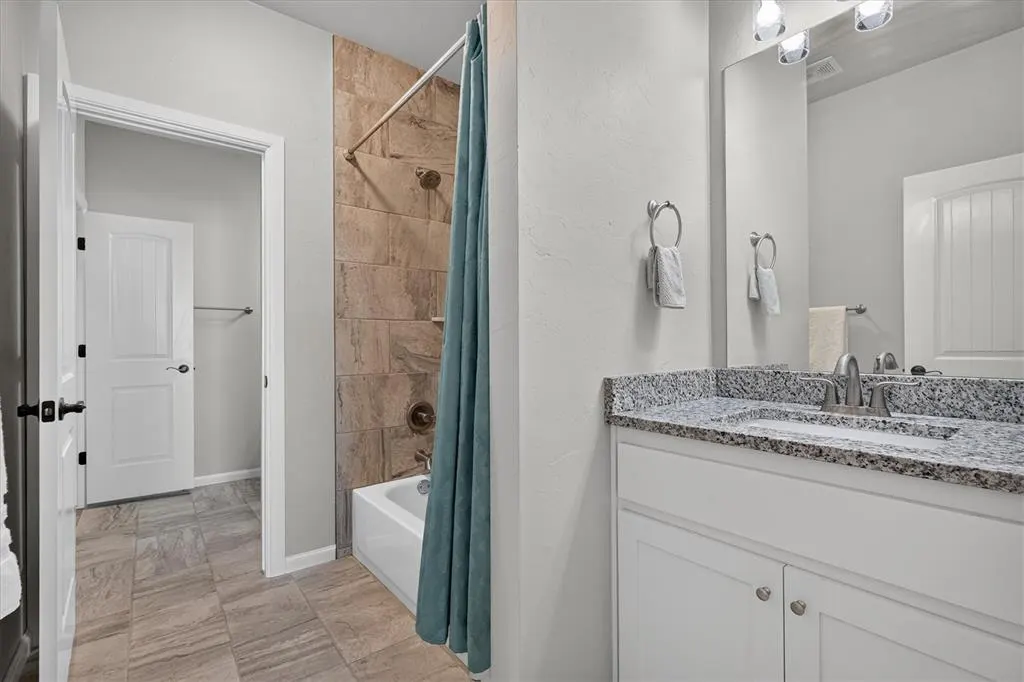 Photo 24 — 3407 Rustic Hollow, Guthrie, OK 73044