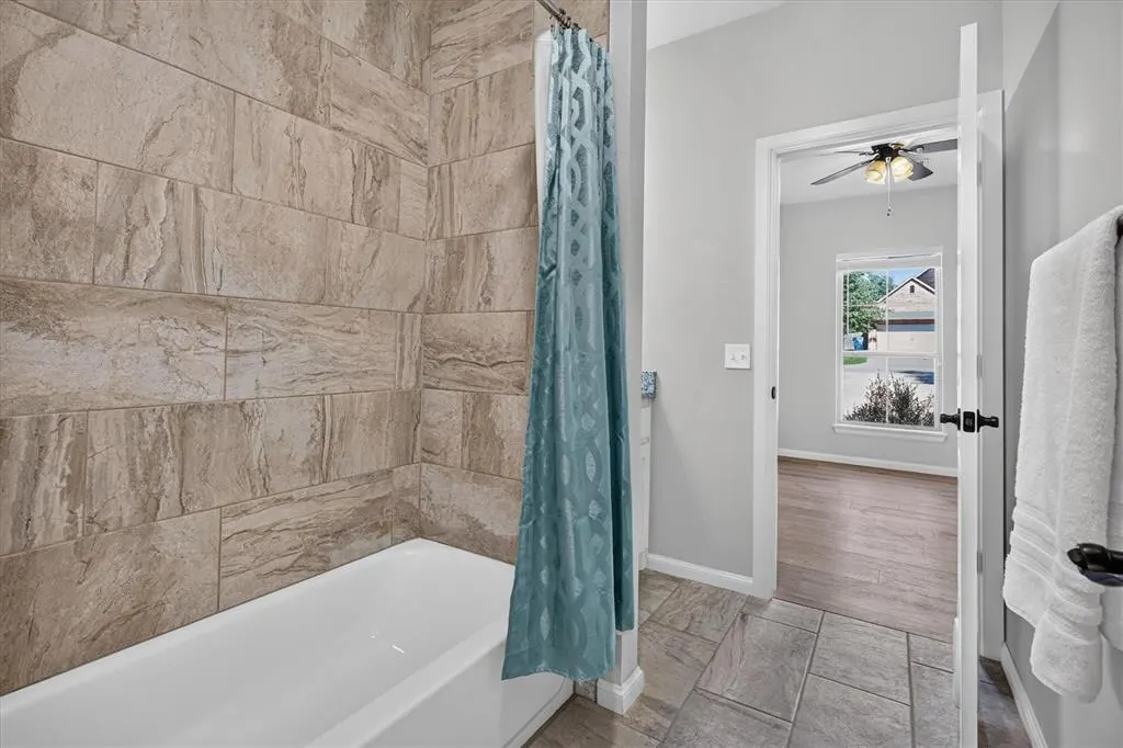 Photo 25 — 3407 Rustic Hollow, Guthrie, OK 73044