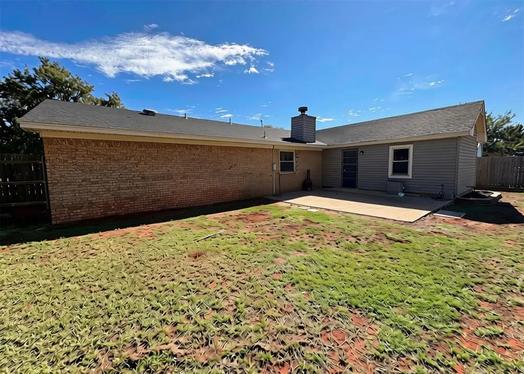 Photo 25 — 211 Magnolia Avenue, Elk City, OK 73644