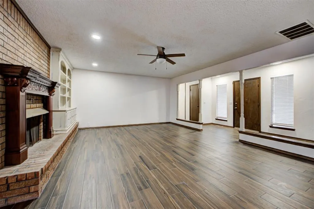 Photo 12 — 11044 Folkstone Drive, Yukon, OK 73099