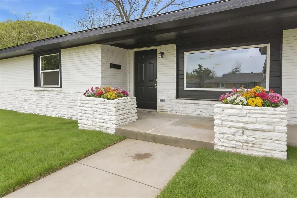 Front exterior — 1512 NE 46th Street, Oklahoma City, OK 73111