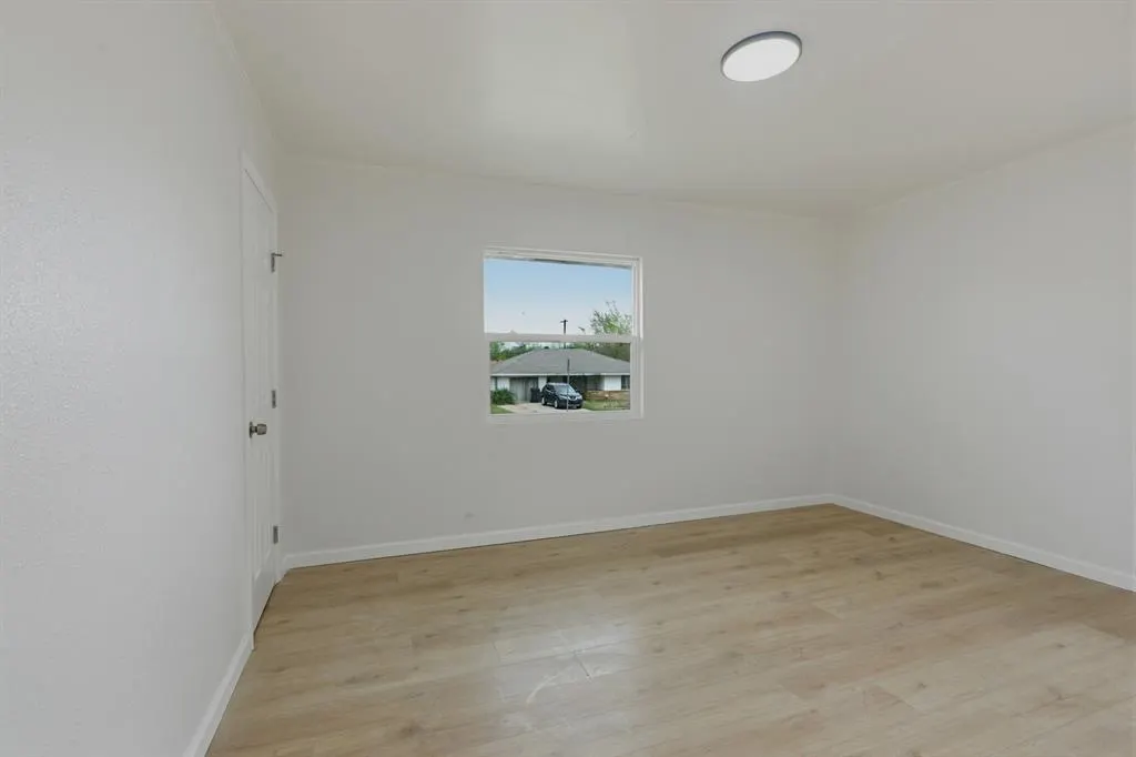 Photo 11 — 1512 NE 46th Street, Oklahoma City, OK 73111