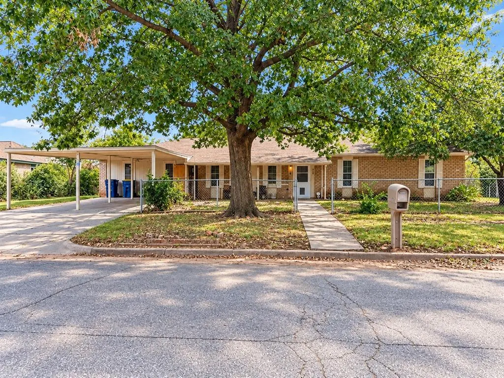 Photo 2 — 311 W 29th Avenue, Stillwater, OK 74074