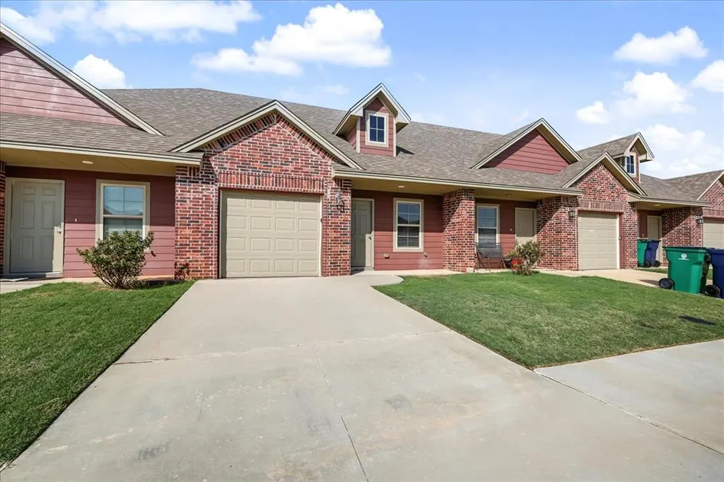 Photo 3 — 909 SW 91st Street, Oklahoma City, OK 73139
