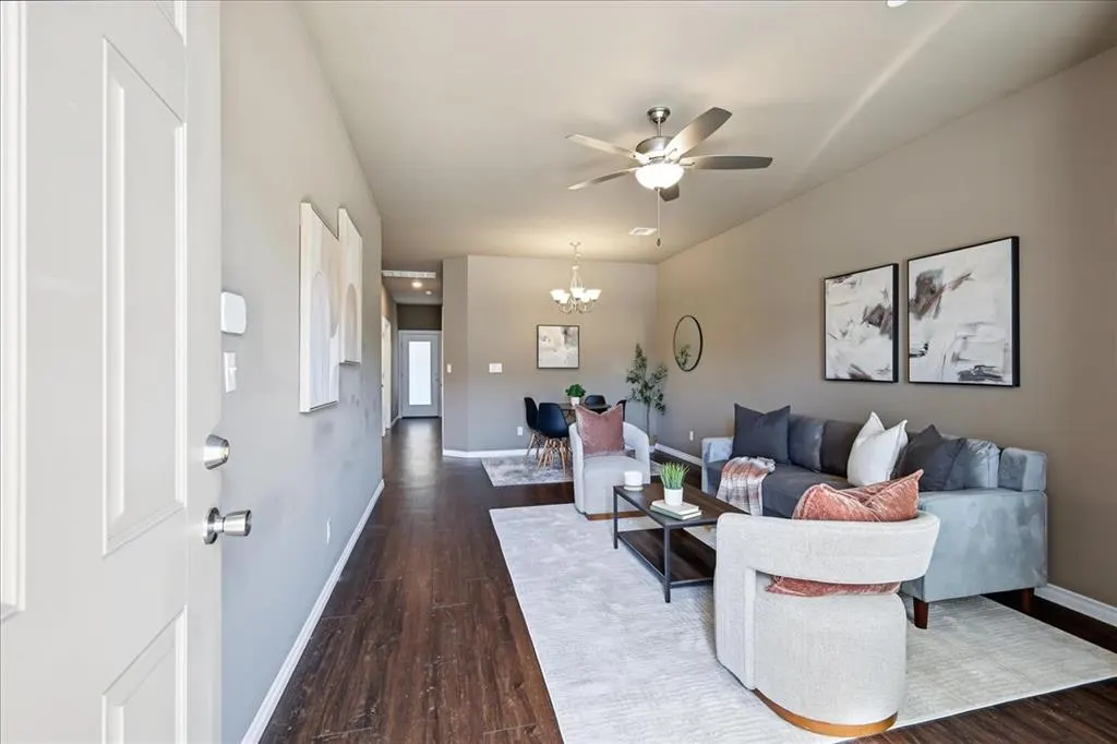 Photo 5 — 909 SW 91st Street, Oklahoma City, OK 73139