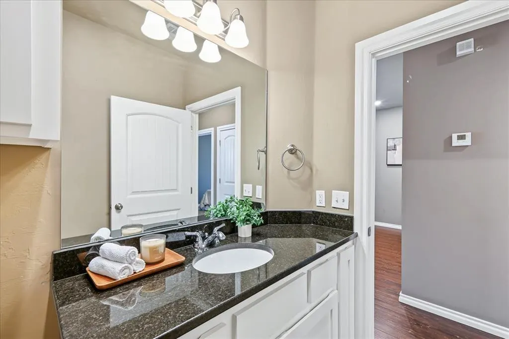 Photo 15 — 909 SW 91st Street, Oklahoma City, OK 73139