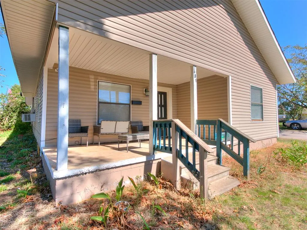 Photo 2 — 601 N McKinley Avenue, Shawnee, OK 74801