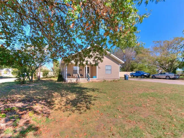 Photo 3 — 601 N McKinley Avenue, Shawnee, OK 74801