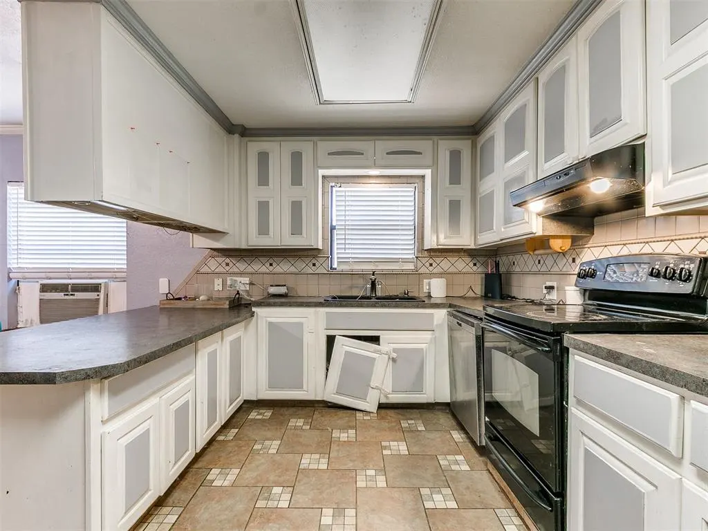 Photo 16 — 601 N McKinley Avenue, Shawnee, OK 74801