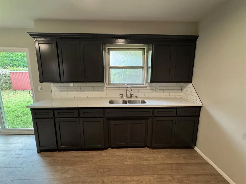 Photo 7 — 104 SW 50th Street, Oklahoma City, OK 73109