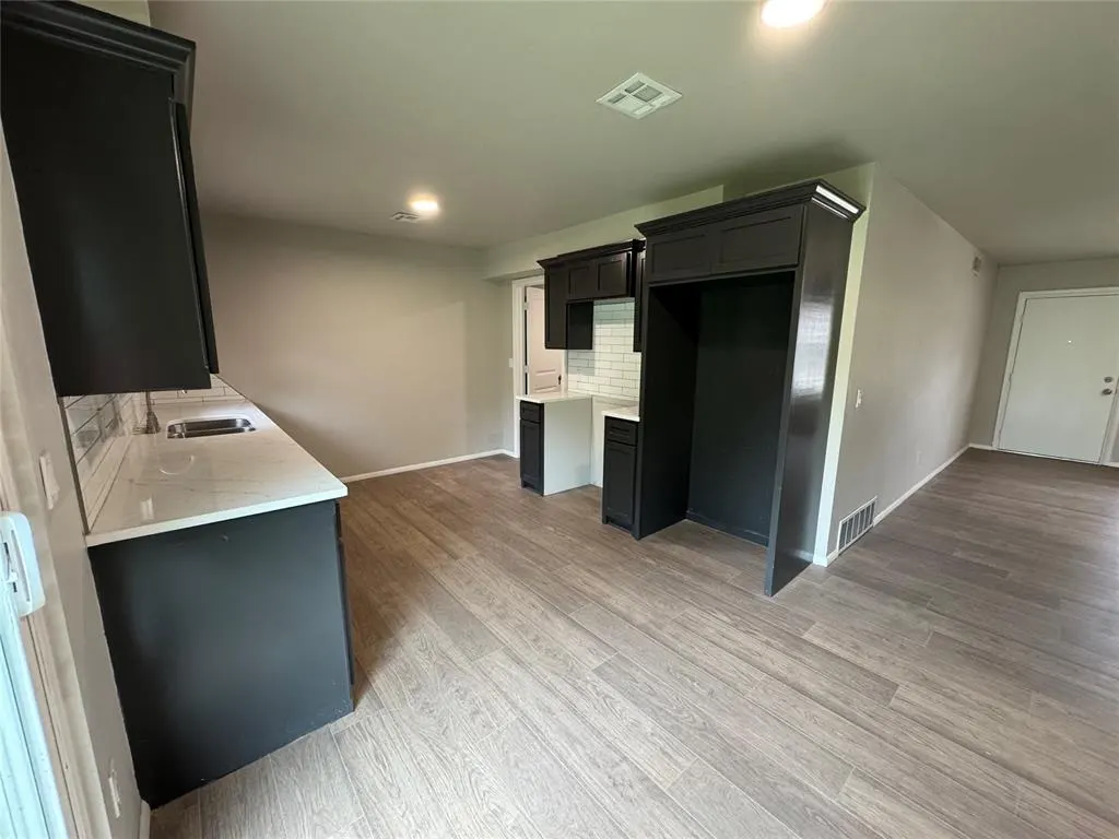 Photo 8 — 104 SW 50th Street, Oklahoma City, OK 73109