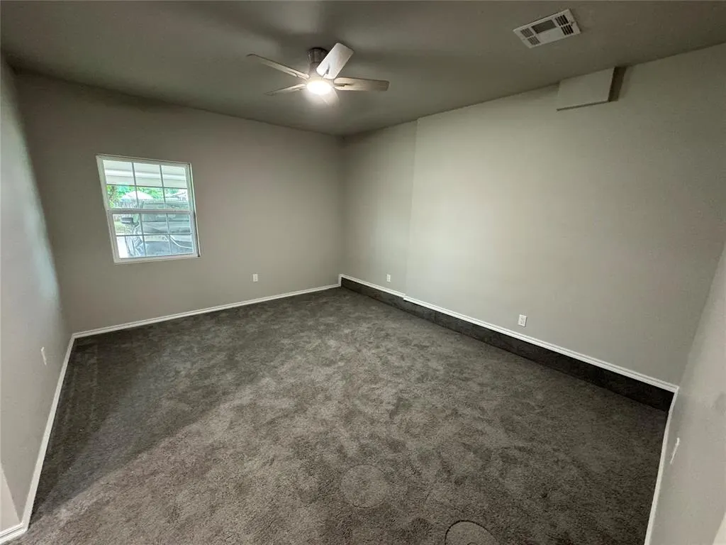 Photo 11 — 104 SW 50th Street, Oklahoma City, OK 73109