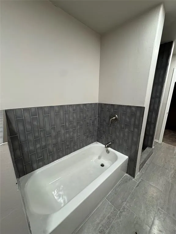 Photo 14 — 104 SW 50th Street, Oklahoma City, OK 73109