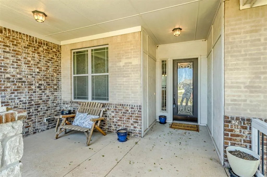 Photo 2 — 4201 Lorings Circle, Norman, OK 73072