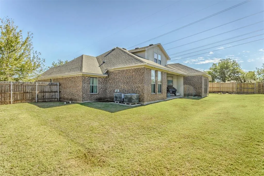 Photo 37 — 4201 Lorings Circle, Norman, OK 73072